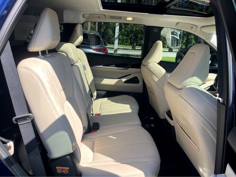 Certified 2025 INFINITI QX60 Pure w/ Cargo Package image 27