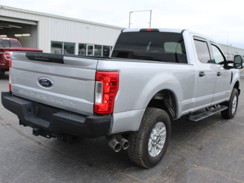 Used 2019 Ford F250 XLT AWD/4WD image 6