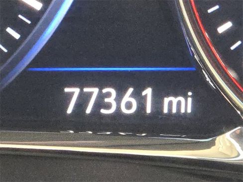 Used 2020 GMC Acadia Denali w/ LPO, Cargo Package image 31