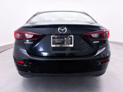 Used 2016 MAZDA MAZDA3 i Touring FWD image 10