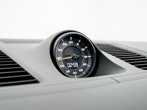 Certified 2022 Porsche Cayenne Turbo GT image 18