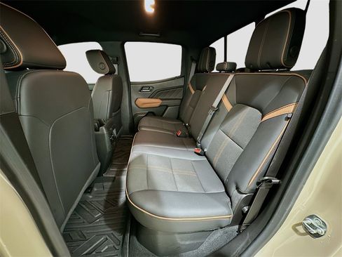 Certified 2024 GMC Canyon AT4 w/ Technology Package image 25