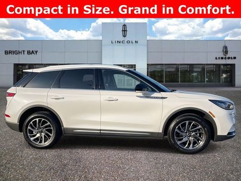 Used 2020 Lincoln Corsair AWD w/ Equipment Group 101A image 5