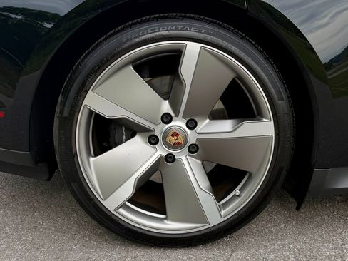 Used 2021 Porsche Taycan RWD image 45