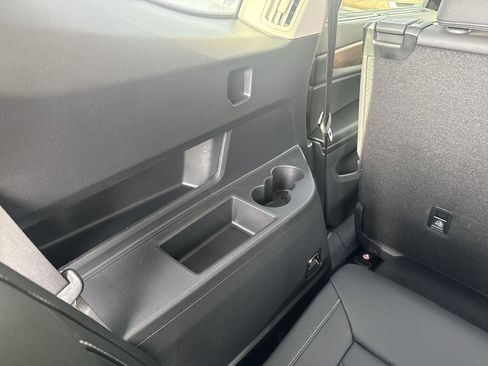 New 2026 Volkswagen Atlas SE AWD/4WD image 32