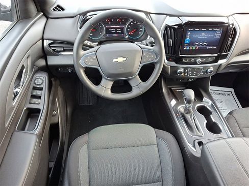 Certified 2023 Chevrolet Traverse LT image 13