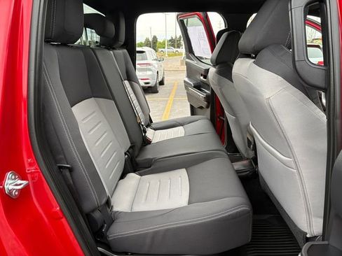 Used 2025 Toyota Tacoma TRD Off-Road AWD/4WD image 16