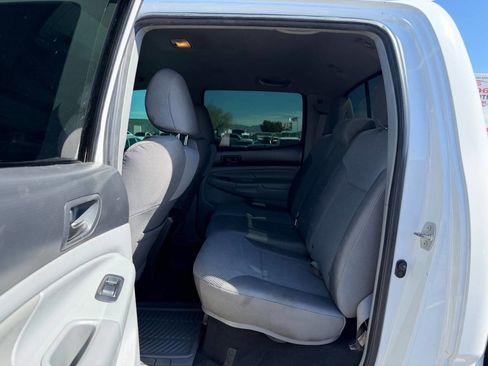 Used 2012 Toyota Tacoma 4x4 Double Cab w/ TRD Sport Pkg image 22
