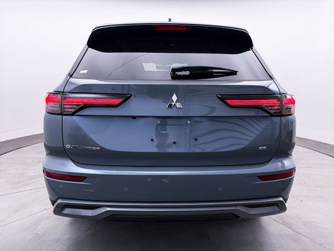 New 2026 Mitsubishi Outlander SE image 5