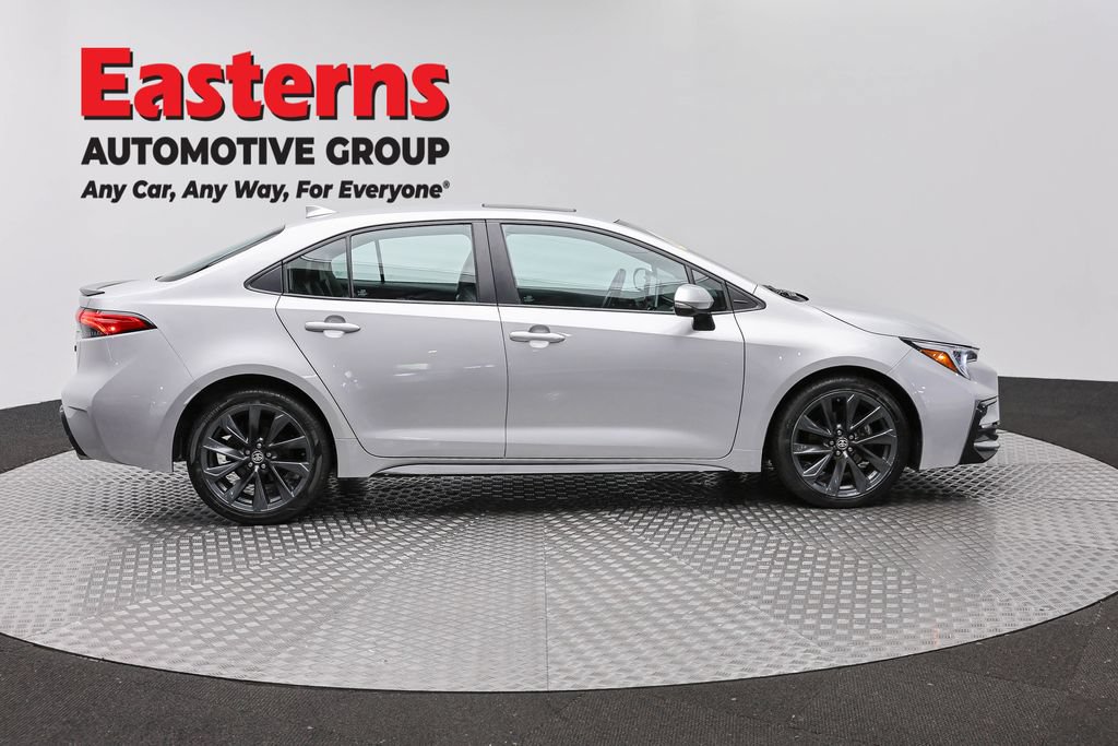 Used 2023 Toyota Corolla XSE FWD image 5