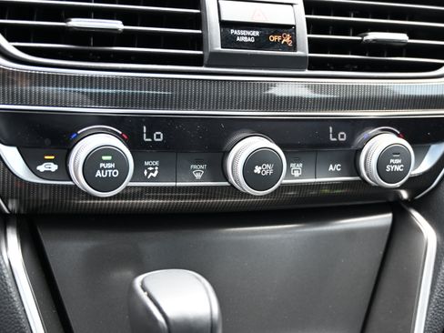 Used 2022 Honda Accord Sport image 25