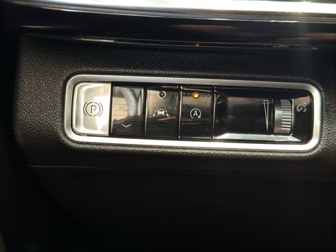 Used 2024 Buick Envision Preferred AWD/4WD image 33