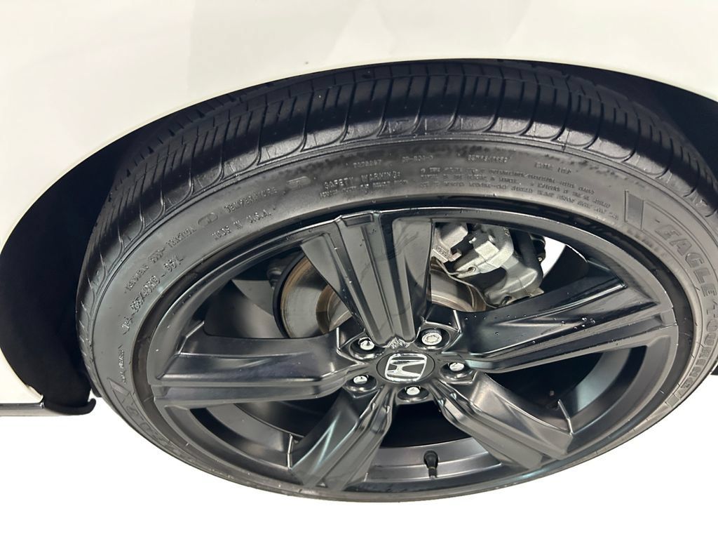 Used 2025 Honda Accord Sport image 14