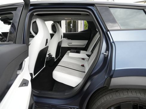 Used 2023 Fisker Ocean Extreme AWD/4WD image 25
