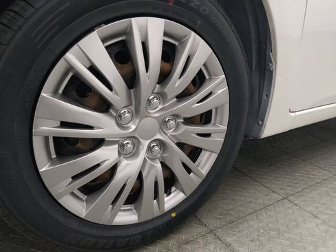 Used 2019 Nissan Sentra S FWD image 31