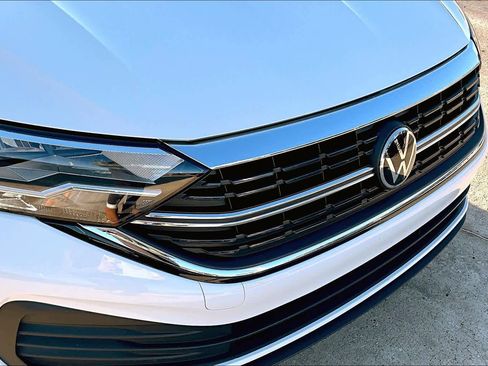 Used 2024 Volkswagen Jetta S image 29