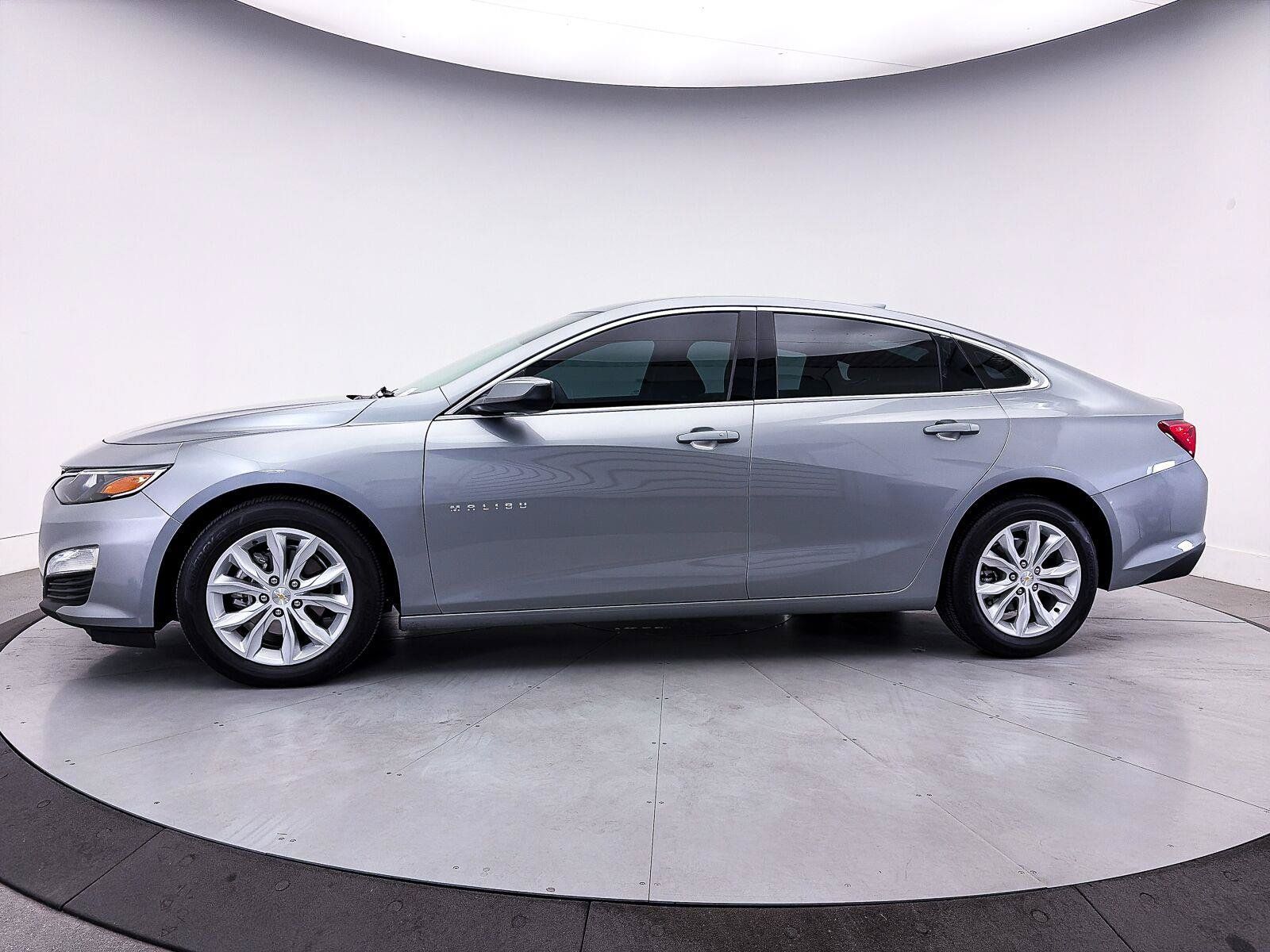 Used 2024 Chevrolet Malibu LT FWD image 37