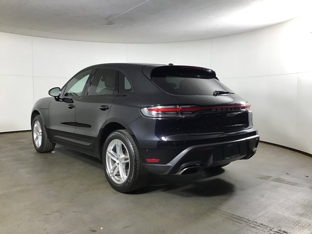 Certified 2023 Porsche Macan Turbo AWD/4WD image 3