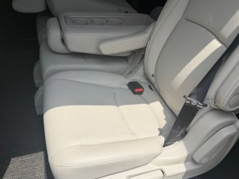 Used 2026 Honda Odyssey EX-L image 13