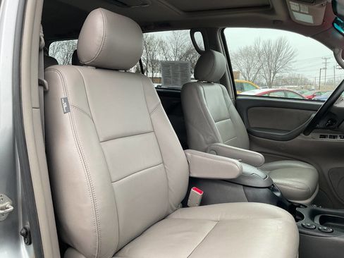 Used 2007 Toyota Sequoia SR5 image 42