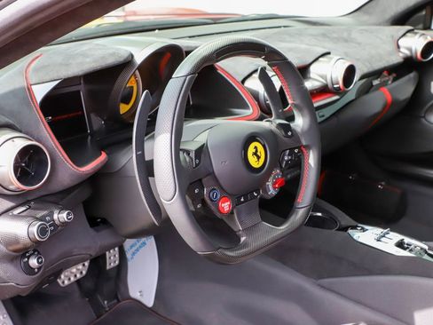 Certified 2023 Ferrari 812 Competizione image 2