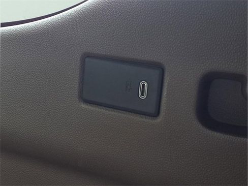 New 2026 GMC Yukon Denali w/ Denali Reserve Package image 23