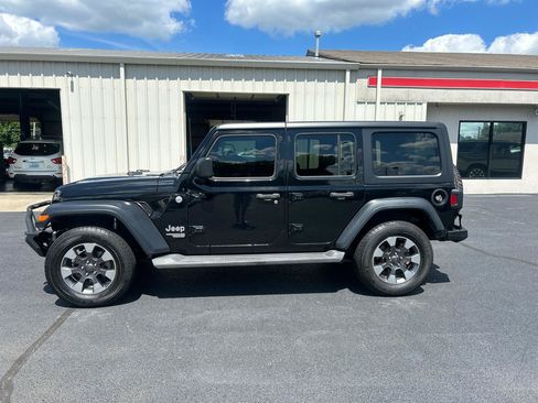Used 2019 Jeep Wrangler Unlimited Sport S AWD/4WD image 8