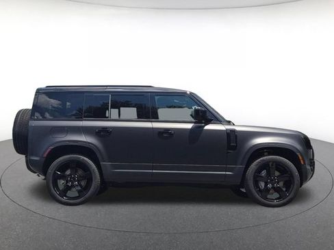 Used 2026 Land Rover Defender 110 S AWD/4WD image 4