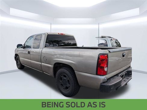 Used 2000 Chevrolet Silverado 1500 LS RWD image 2