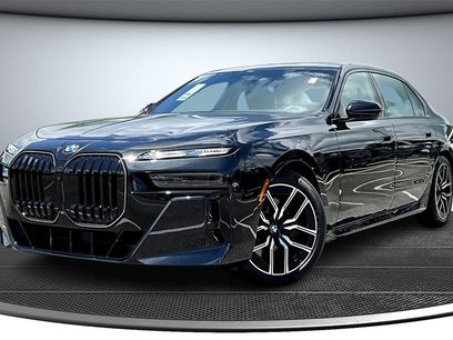 New 2025 BMW 740i w/ Executive Package