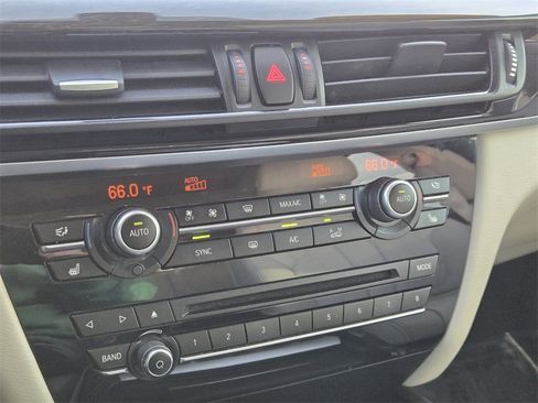 Used 2016 BMW X5 xDrive35d image 19