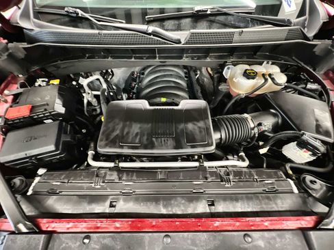 Used 2024 Chevrolet Silverado 1500 RST w/ Z71 Off-Road Package AWD/4WD image 17
