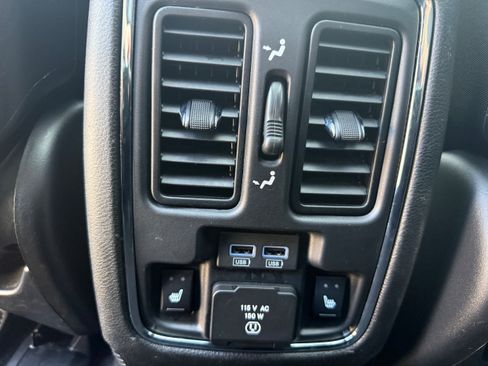Certified 2021 Jeep Grand Cherokee Limited w/ Quick Order Package 28K 80th AWD/4WD image 12