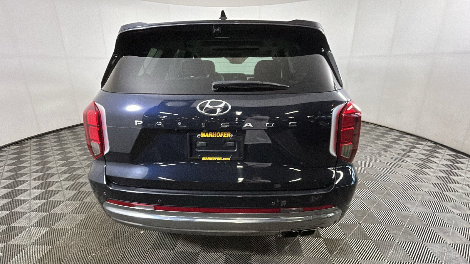Used 2024 Hyundai Palisade Calligraphy FWD image 4