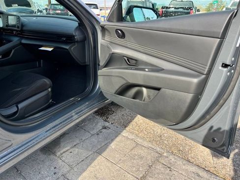 New 2026 Hyundai Elantra SEL Sport Premium FWD image 21