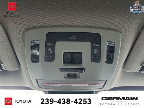Certified 2025 Toyota Sienna XLE FWD image 35