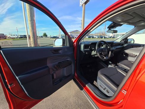 Used 2024 Ford Maverick Lariat w/ Black Appearance Package image 15