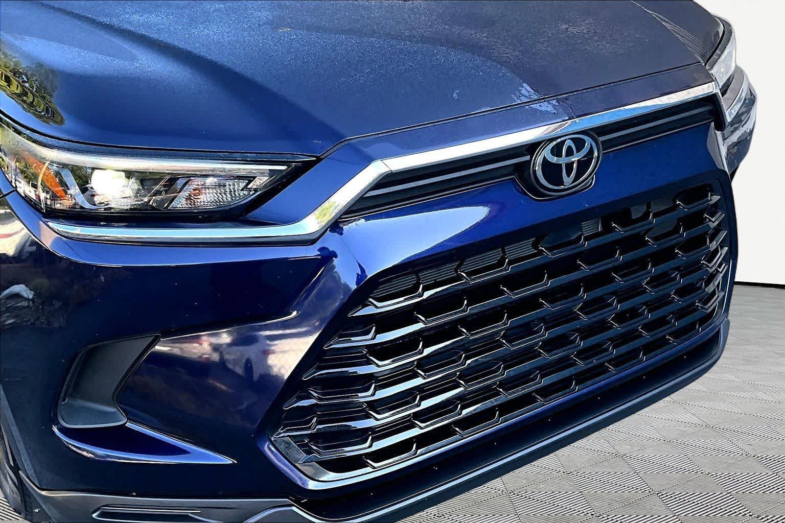 Used 2025 Toyota Grand Highlander FWD image 30