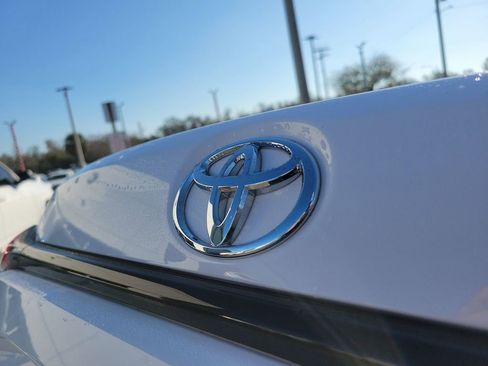 Used 2023 Toyota Corolla LE image 8