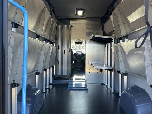 Used 2024 RAM ProMaster 3500 image 21