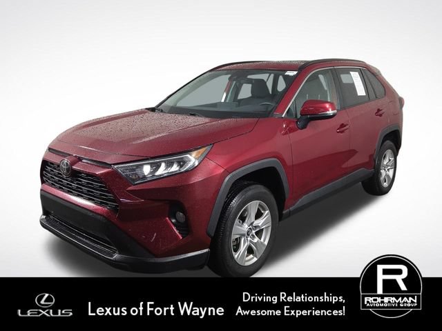 Used 2020 Toyota RAV4 XLE w/ Convenience Package AWD/4WD image 1