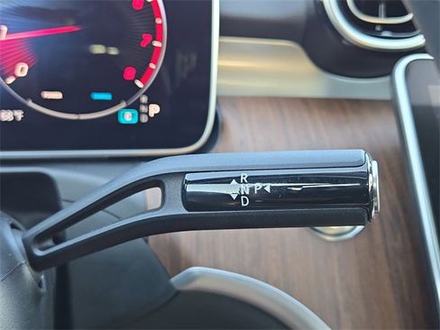 Used 2024 Mercedes-Benz C 300 4MATIC Sedan image 11