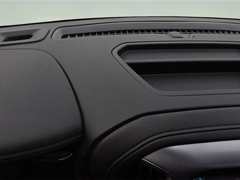 Used 2019 GMC Sierra 1500 SLT w/ SLT Premium Plus Package image 9