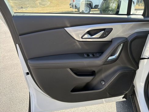 Used 2023 Chevrolet Blazer LT image 10