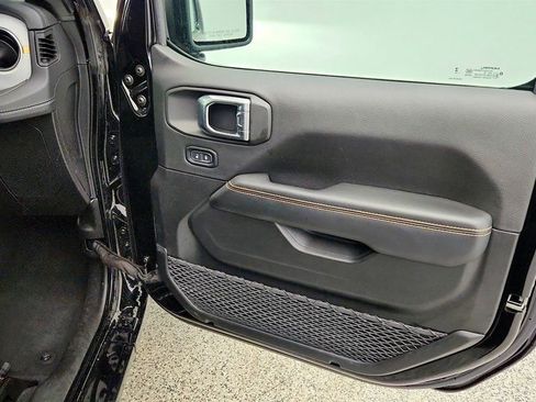 Used 2025 Jeep Wrangler Unlimited Sahara w/ Safety Group image 26