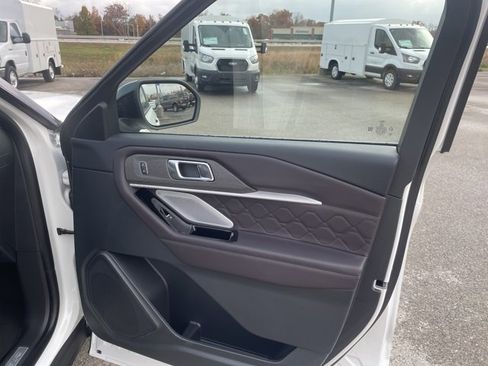 New 2026 Ford Explorer Platinum w/ LUX Leather Package image 46