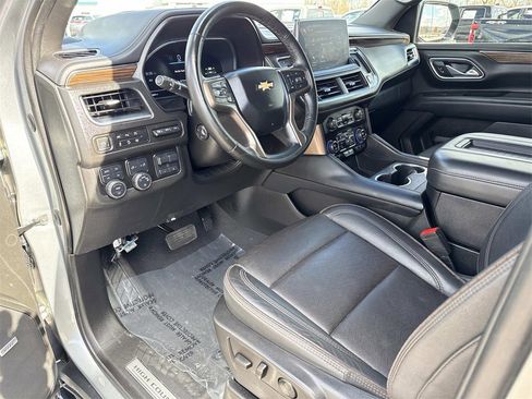 Used 2023 Chevrolet Suburban High Country w/ Max Trailering Package image 9