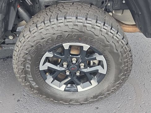 Used 2026 Jeep Gladiator Rubicon AWD/4WD image 10