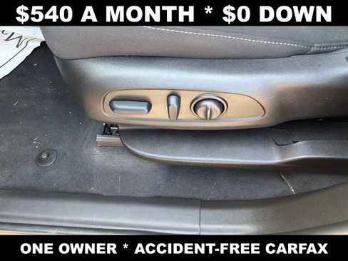 Used 2024 Chevrolet Traverse LT w/ LPO, Floor Liner Package AWD/4WD image 16