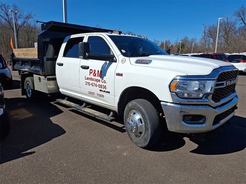 Used 2022 RAM 3500 Tradesman w/ Chrome Appearance Group image 3